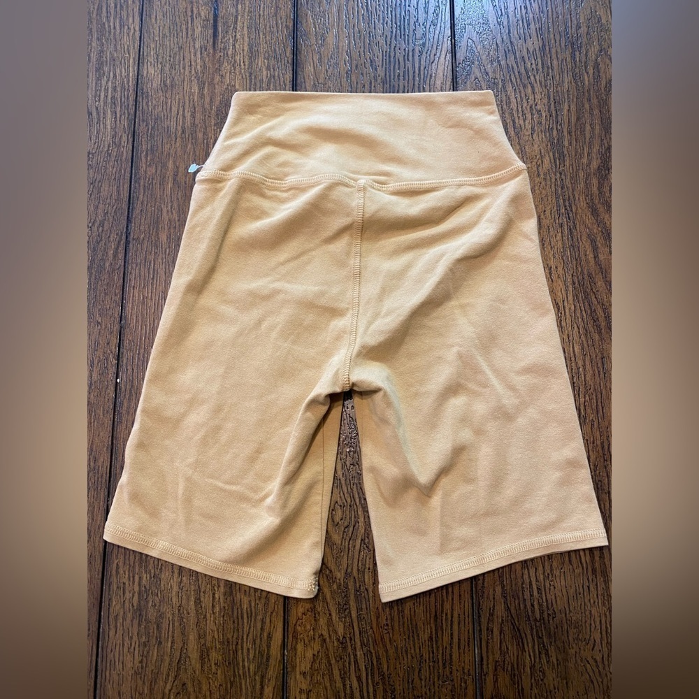 Yellow Label Cream Bike Shorts Size Xs B10